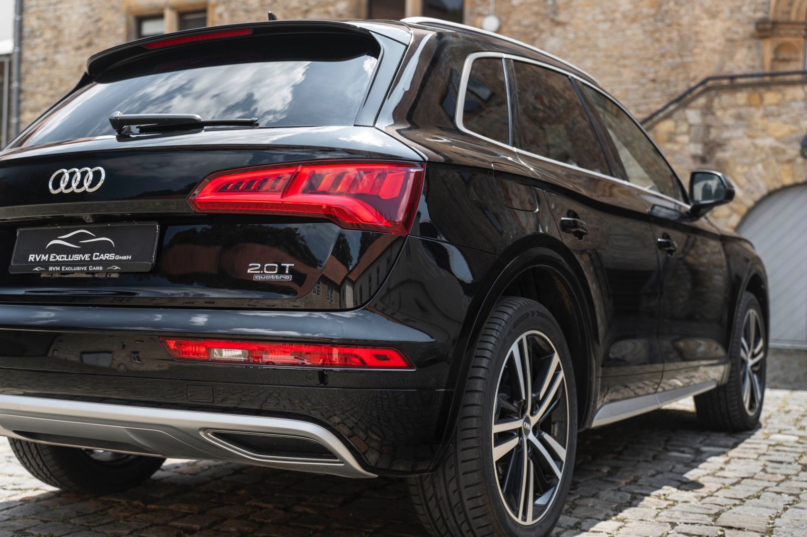 Fahrzeugabbildung Audi Q5 45TFSI QUATTRO LED KAM ALCANTARA TOTW NAV