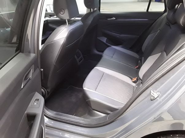 Volkswagen Golf - Bild 7