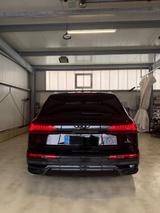 Audi Q7 50 TDI quattro S- line 8 fach 22 Zoll Voll. - Audi Q7