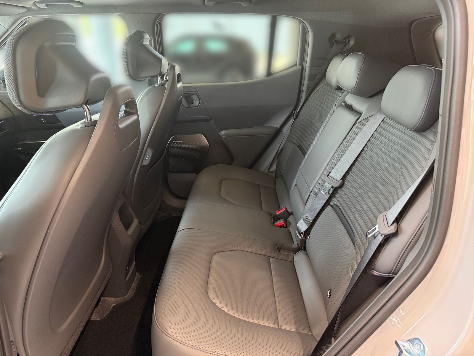 Fahrzeugabbildung Kia EV2 61 5S BLACK 22AC DWP COM GD STY