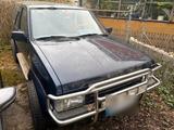 Nissan Terrano 3.0 V6 Allrad Oldtimer läuf... - Nissan Terrano mit Benzin-Antrieb