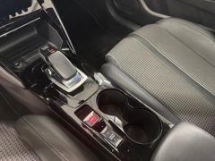 PEUGEOT 208 e- GT Panorama Navi Digitales Cockpit LED AC