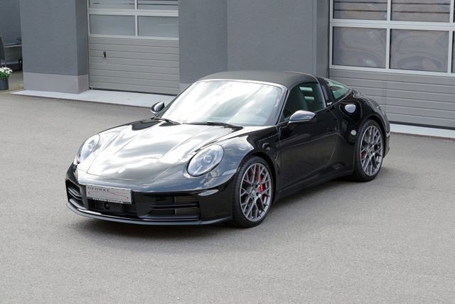 Porsche 992.2 Targa 4S*ACC,BOSE,Chrono,Sitzlüftung,14-W.