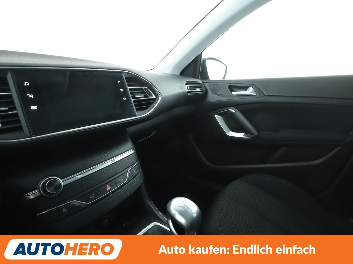 Peugeot 308 1.5 Blue-HDi Style *NAVI*CAM*TEMPO*SHZ*ALU*