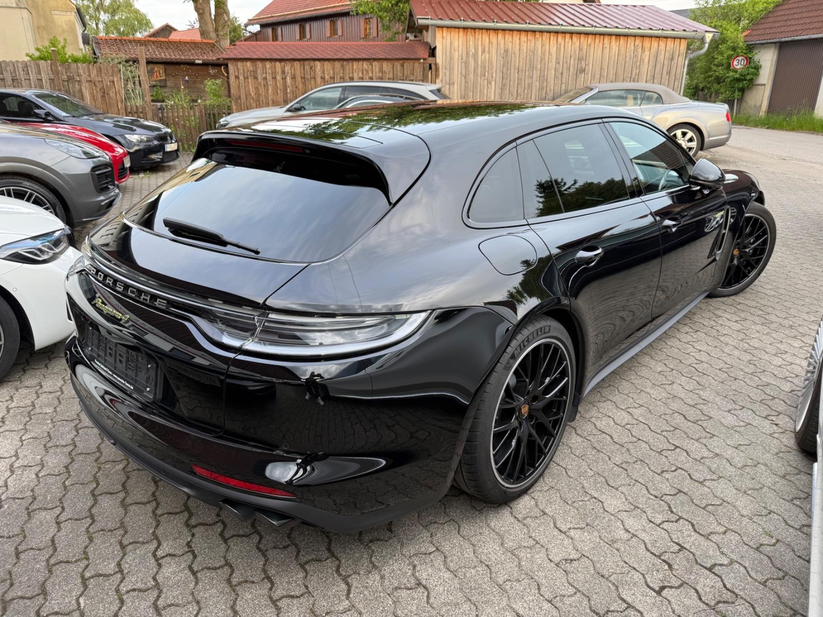 Porsche Panamera Sport Turismo 4E-Hybrid TOP AUSSTATTUNG