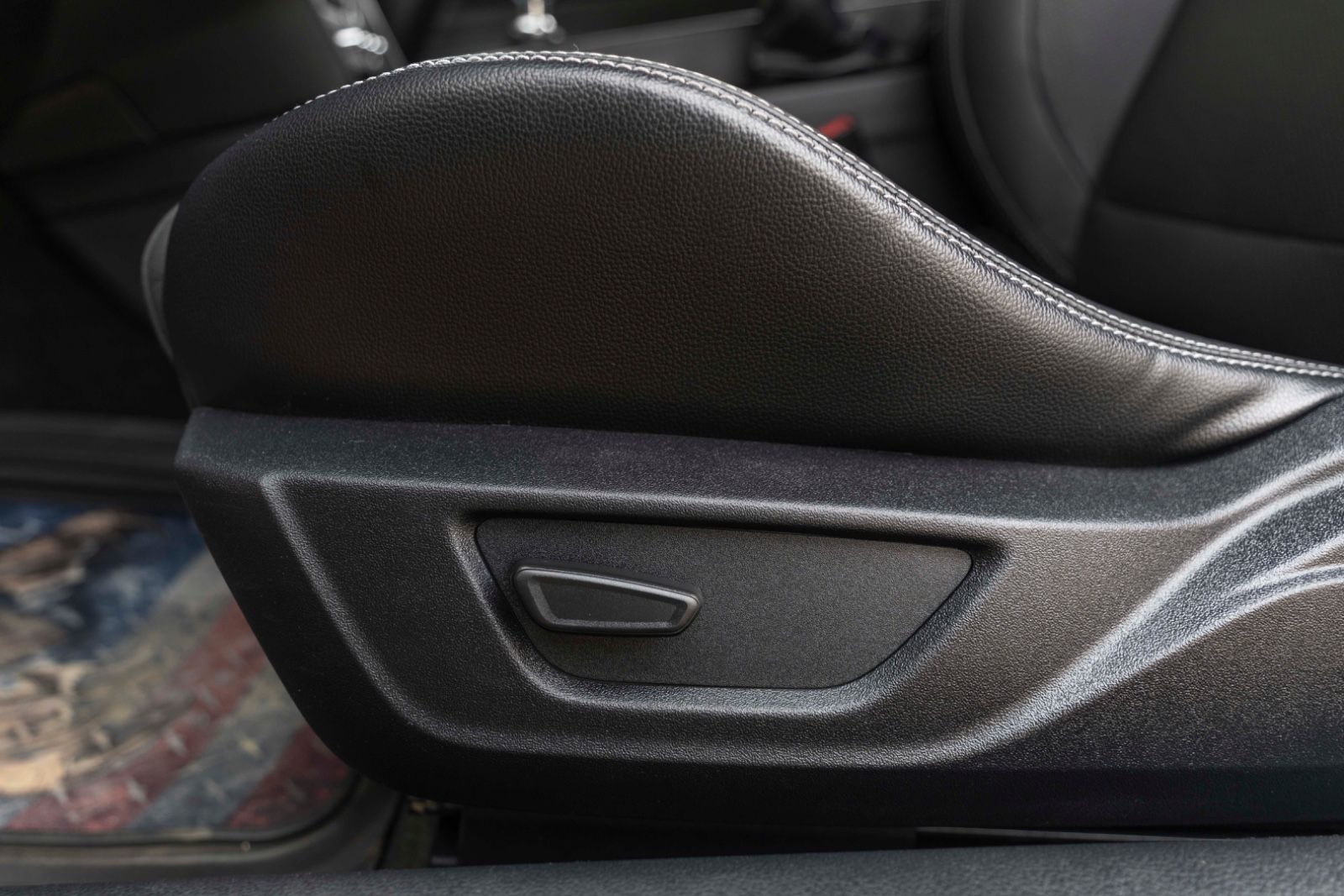 Fahrzeugabbildung Ford Mustang GT 5.0L RECARO TOTW LED KAM NAV