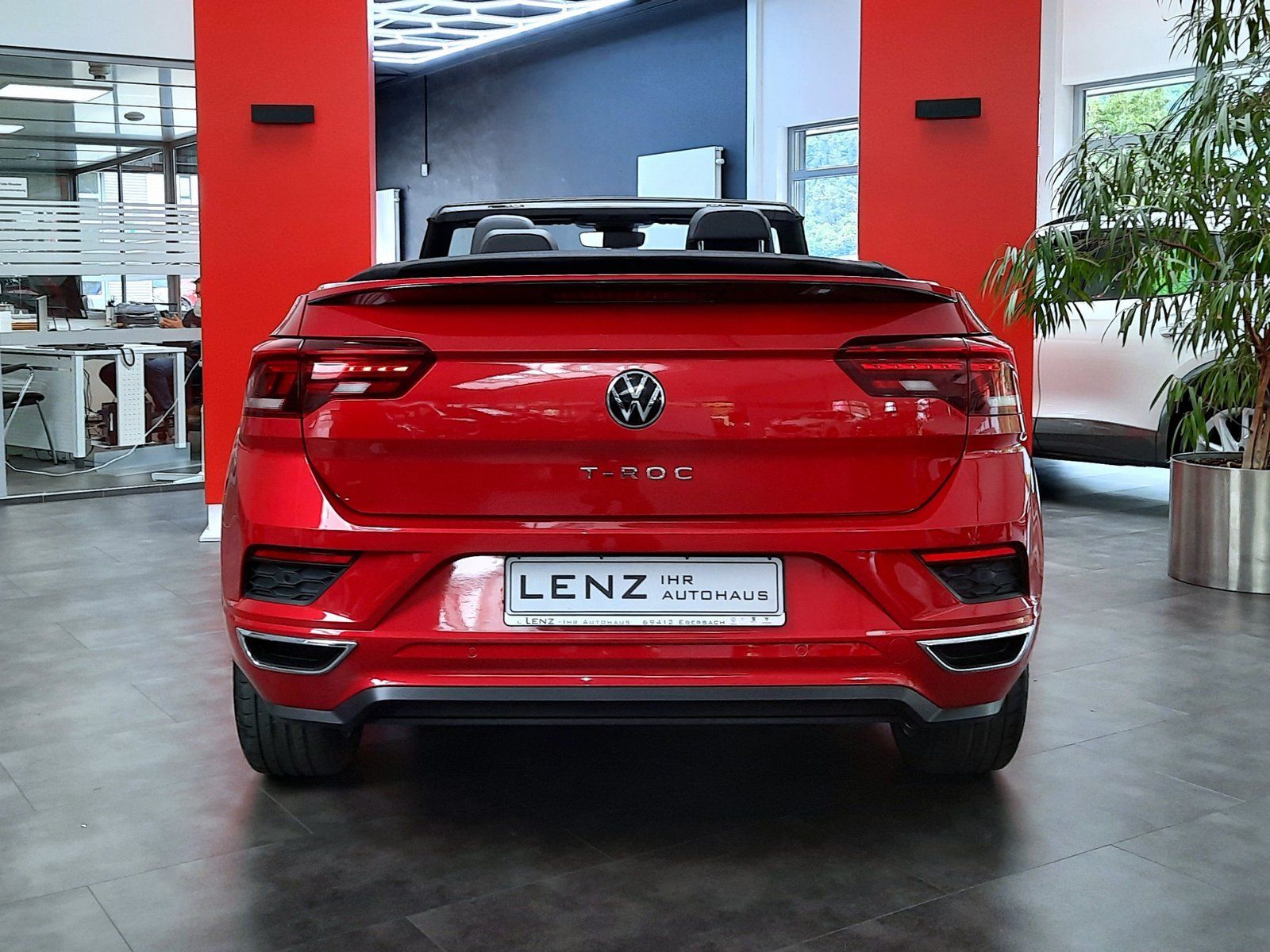 Fahrzeugabbildung Volkswagen T-Roc Cabrio R-Line TSI *AHK*Navi*PDC*ACC*LED*