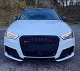 Audi RS3 2.5 TFSI S tronic quattro Sportback - - Audi RS3 mit Benzin-Antrieb: Limousine, Automatik