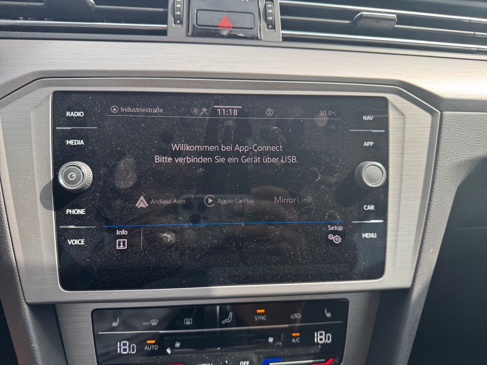 Fahrzeugabbildung Volkswagen Passat Variant 1.5 TSI