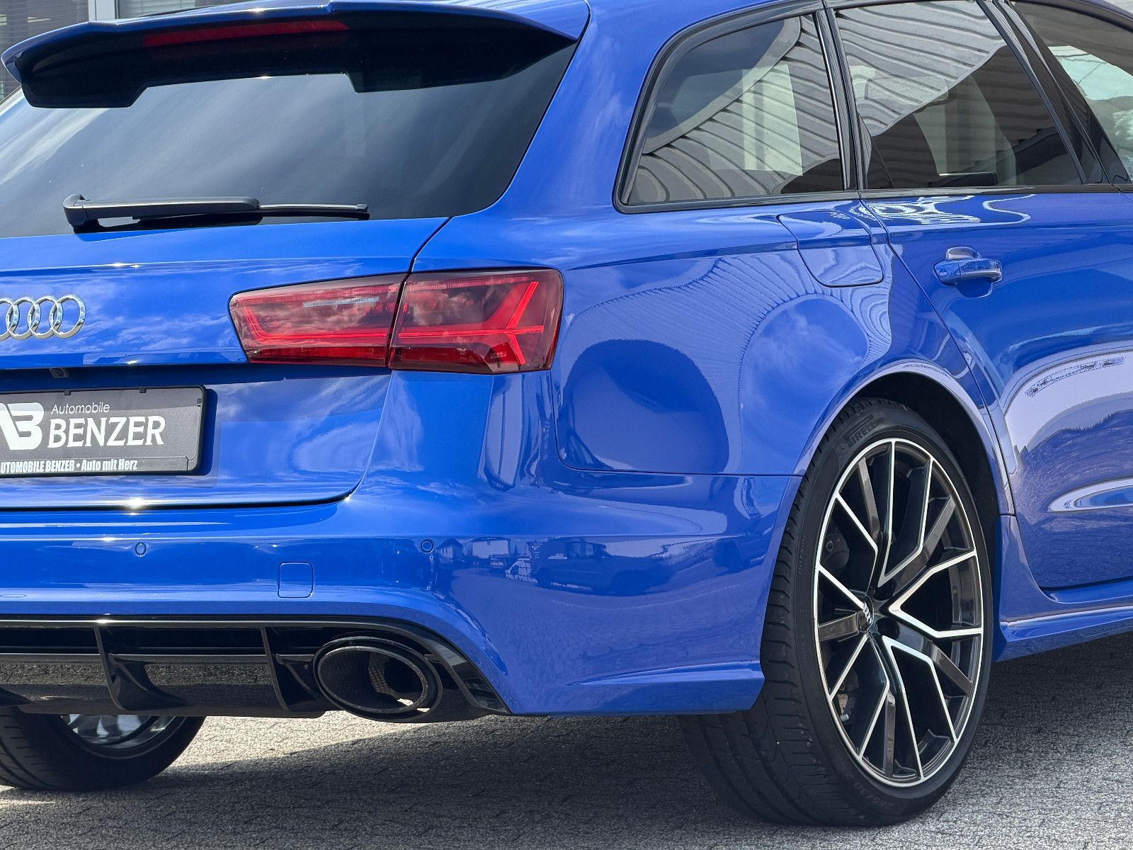 Fahrzeugabbildung Audi RS 6 Avant 4.0 TFSI/ performance/NOGARO- 1-150