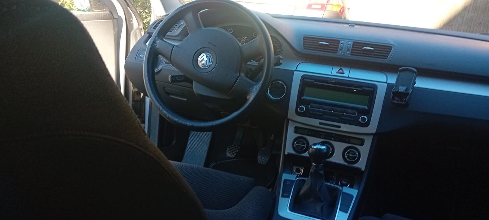 Volkswagen Passat 2009 — photo 5