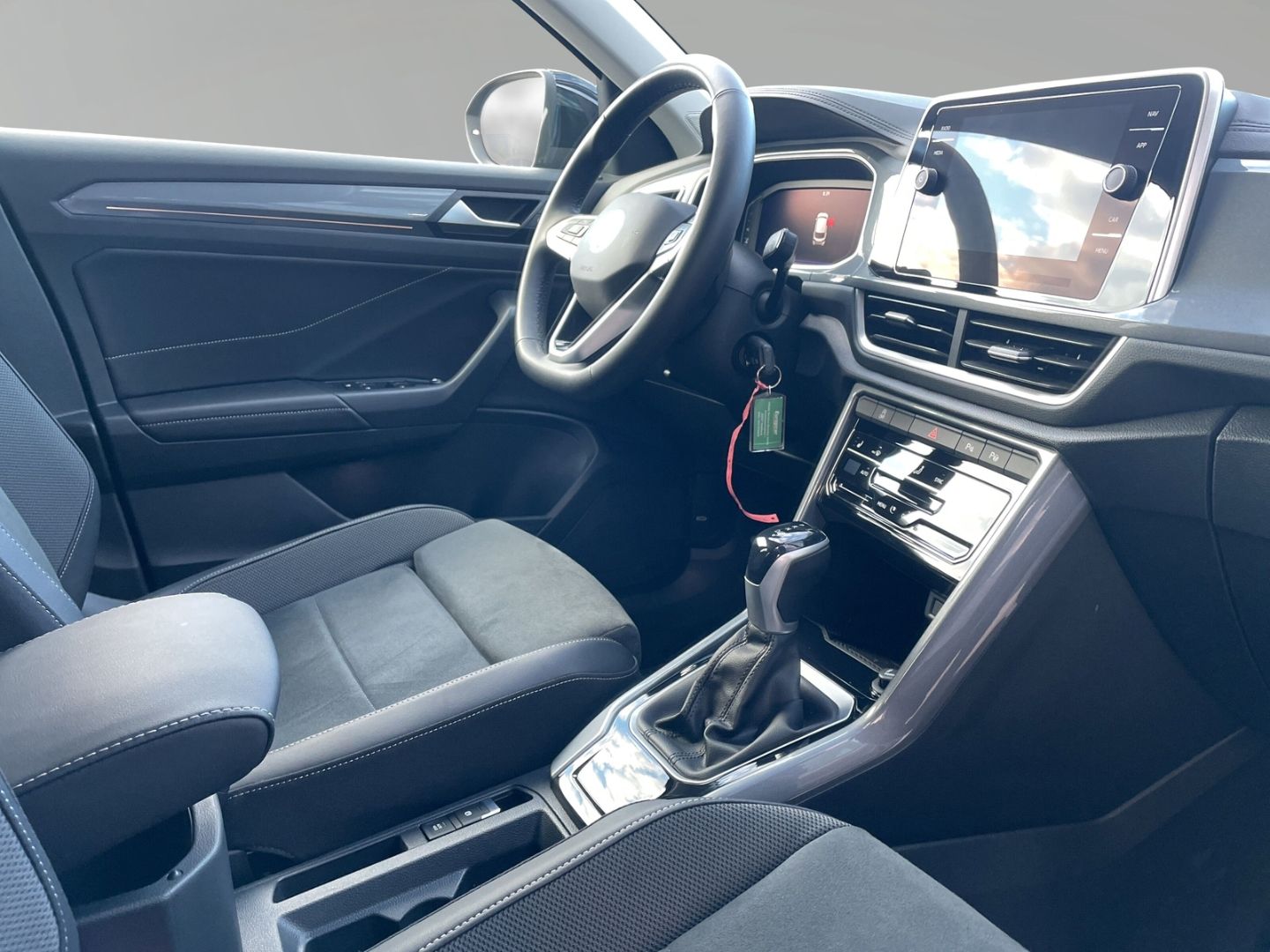 Volkswagen T-Roc - Bild 6