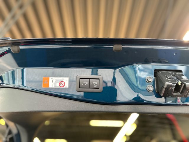 Toyota C-HR 1.8-l-VVT-i Hybrid Teamplayer Techn.-Paket