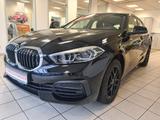 BMW 118i Advantage / 1. Hand / LED / NAVI - BMW 1er Reihe mit Benzin-Antrieb: Kleinwagen, Automatik