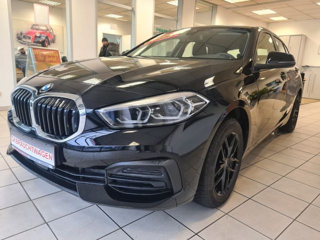 BMW 118i Advantage / 1. Hand / LED / NAVI
