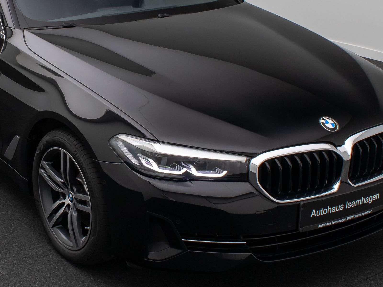 Fahrzeugabbildung BMW 520d xD Alarm 4xKlima Leder DAB Panorama 18Zoll