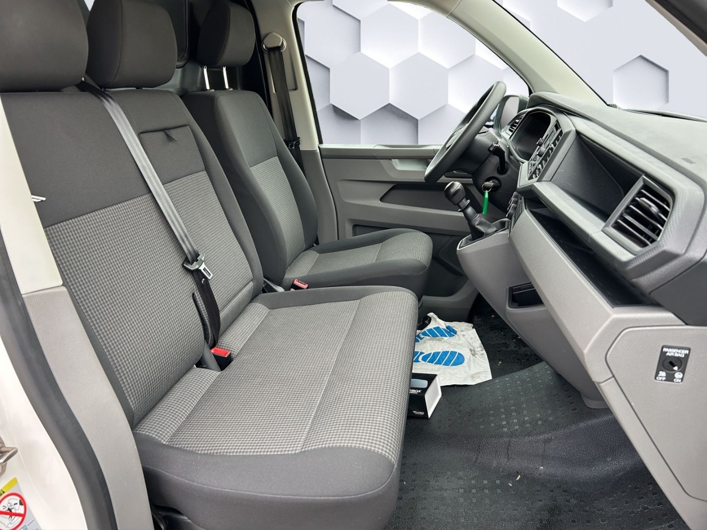 T6.1 Transporter Kasten kurzer Radstand AHZV PDC