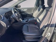 Fahrzeugabbildung Mercedes-Benz GLA 250e Style