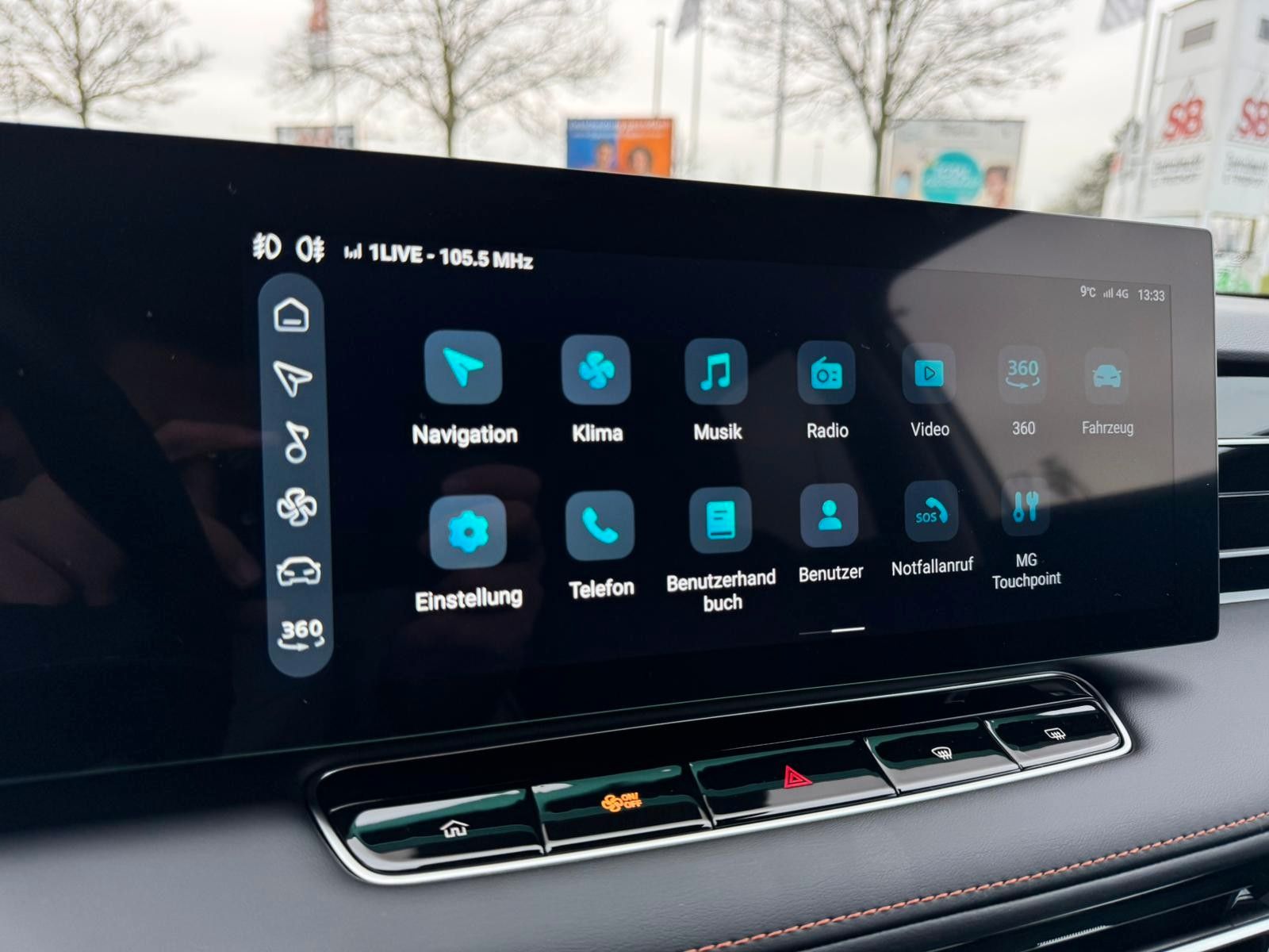 Fahrzeugabbildung MG HS 1.5 Hybrid+ 165 kW Luxury