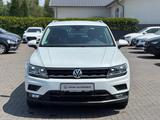 Volkswagen Tiguan United 2.0TDI 110KW DSG*NAVI*SHZ*ACC*CAM - Volkswagen Tiguan mit Diesel-Antrieb: Automatik