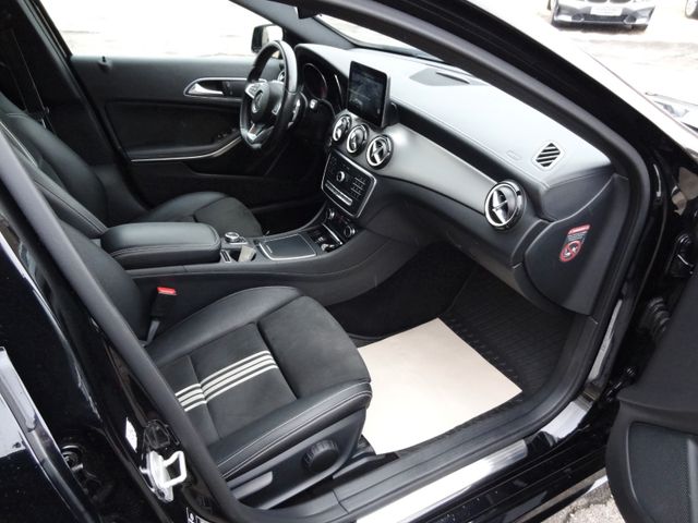 Fahrzeugabbildung Mercedes-Benz A 200/Edition/79TKM/SitzH/Navi/Leder/AMGFelgen/