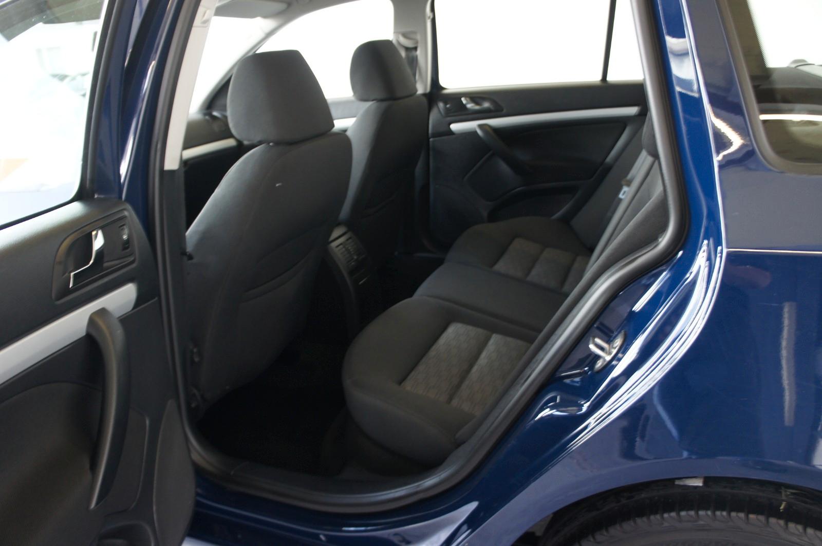 Skoda Octavia 2012 — photo 11