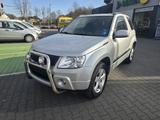 Suzuki Grand Vitara 2.4 VVT Comfort - Suzuki Grand Vitara in Essen
