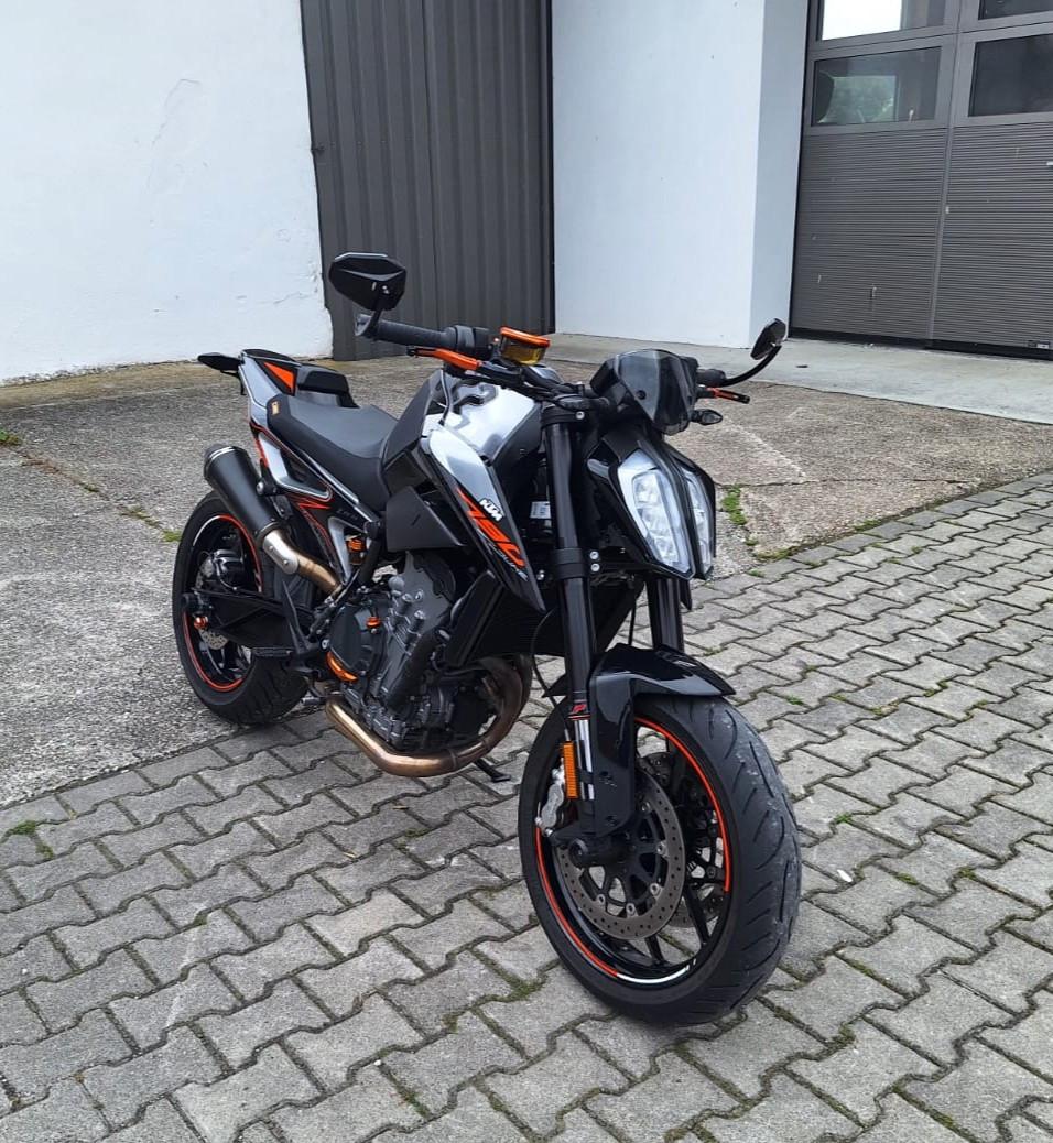 KTM 790 Duke, viel Zubehör, Service neu, TechPack