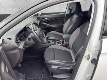 Opel Grandland 1.2 Turbo Business Innovation +Navi+LM