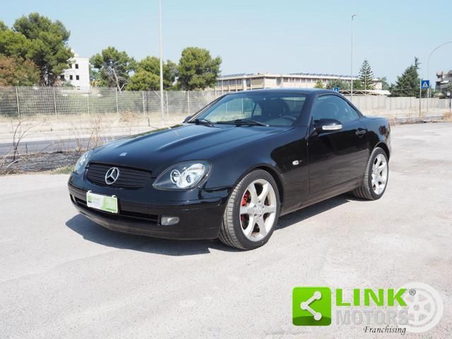 Mercedes-Benz MERCEDES-BENZ SLK 200 136 cv