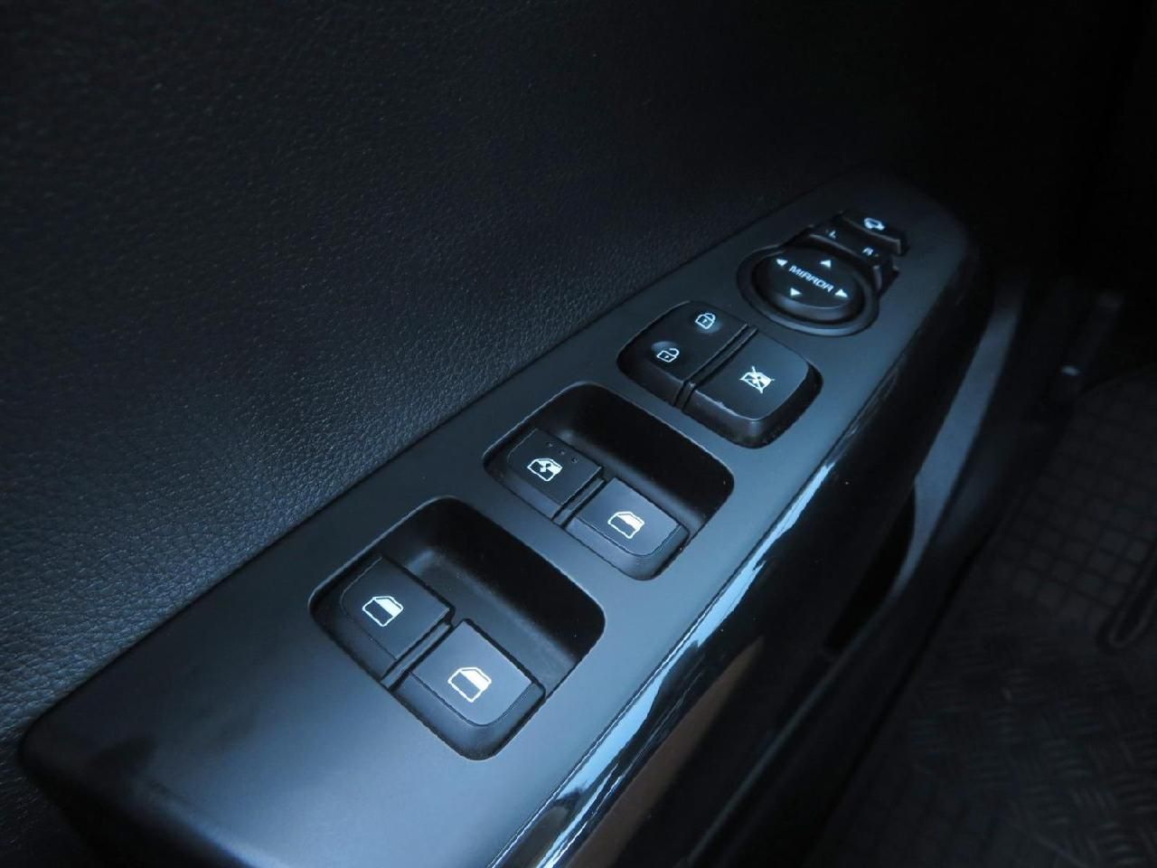 Fahrzeugabbildung Kia Picanto III 1.0 Edition 7 - Sitz-, Lenkradhzg