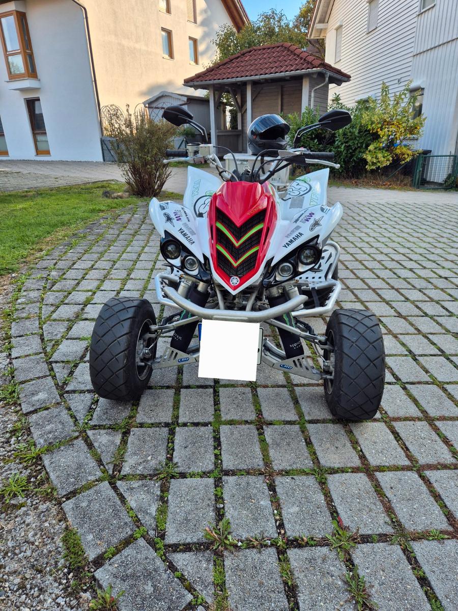 Yamaha Raptor 2010 — interior