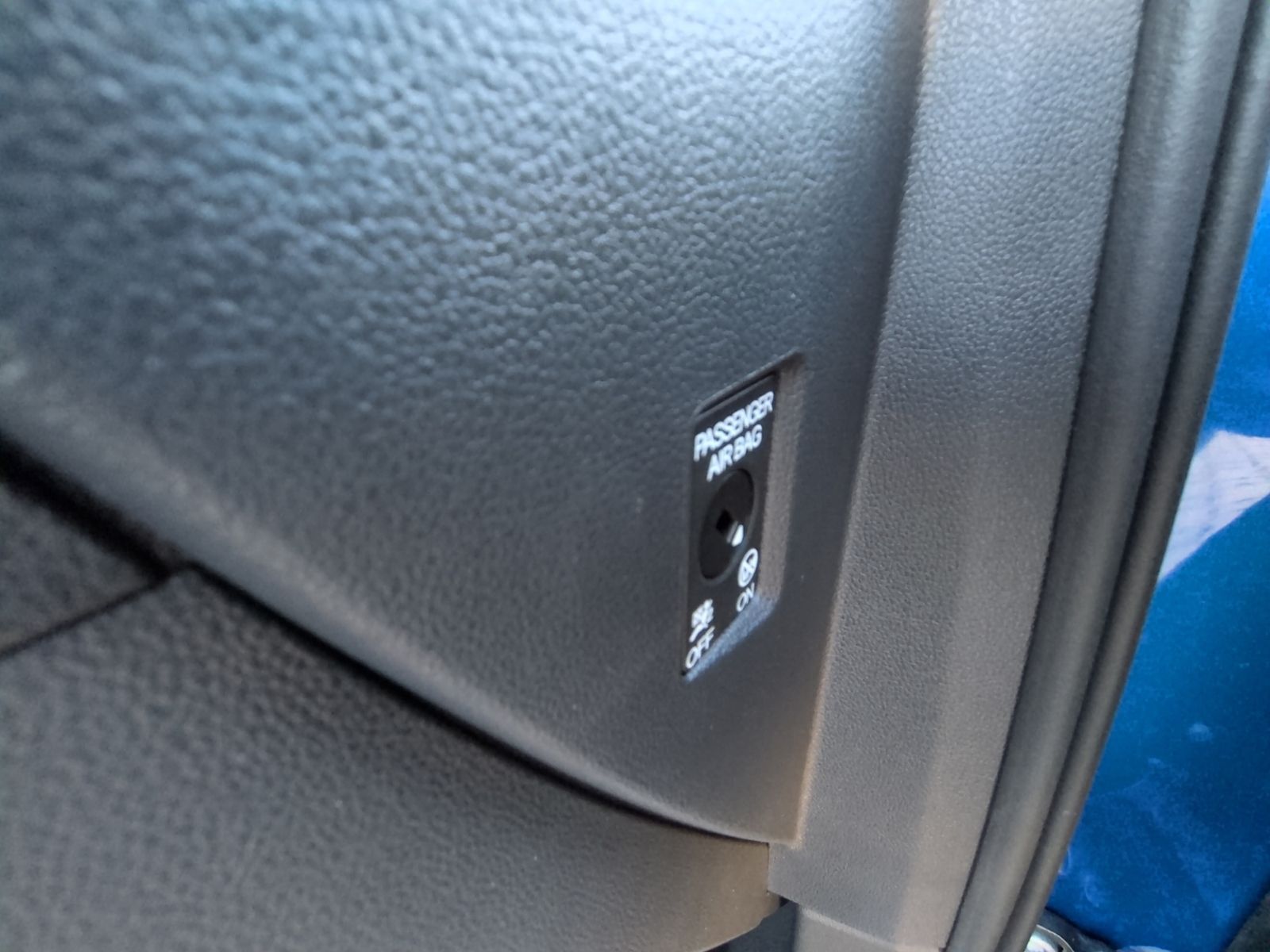 Enyaq KAMERA+AHK+NAVI+GRA