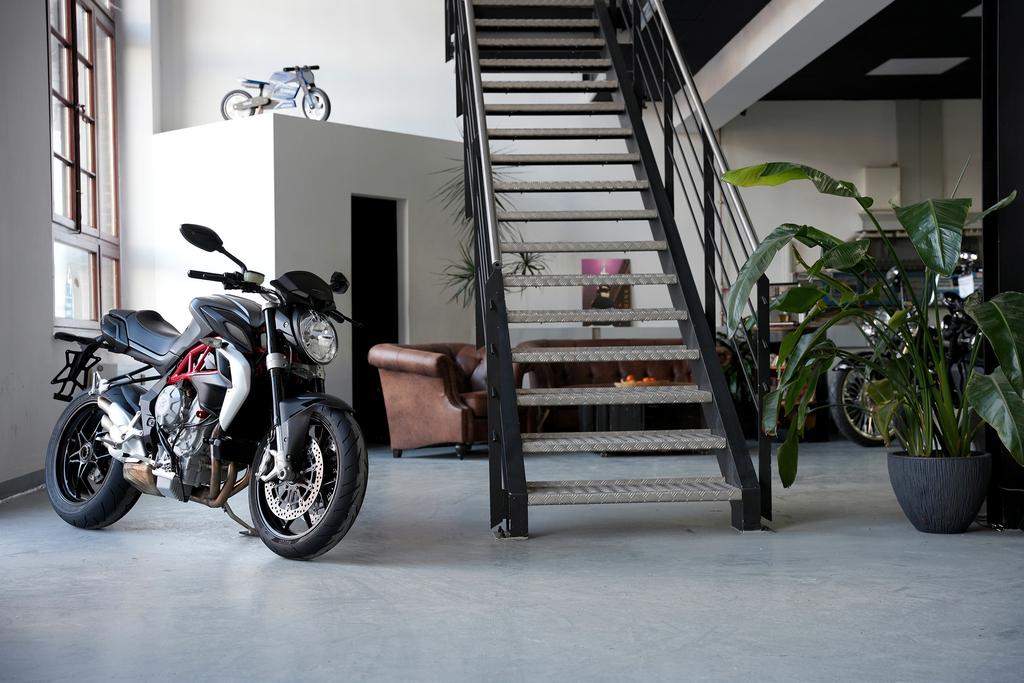 MV Agusta Brutale 800 ABS | 1. Hand |