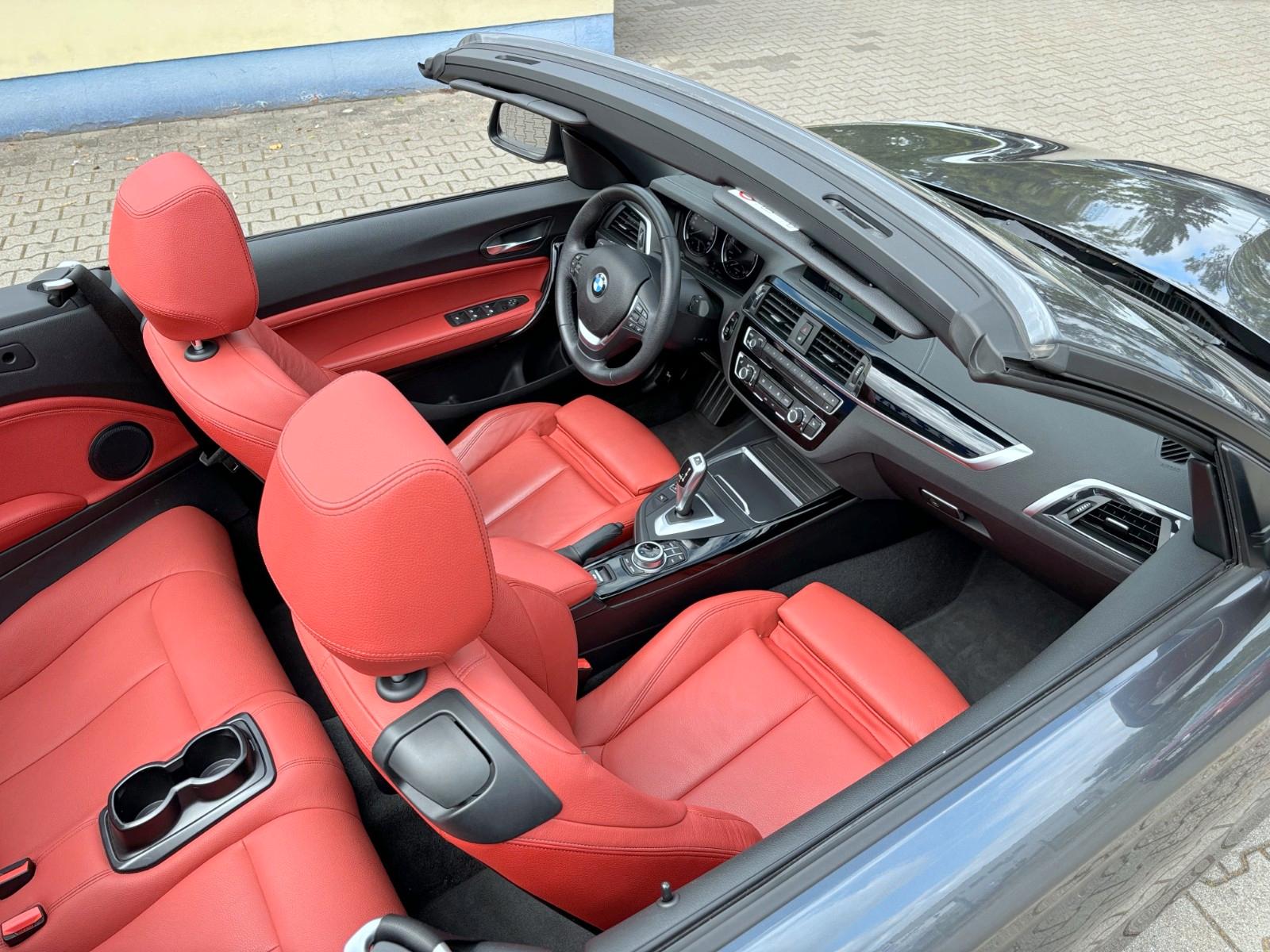 BMW 220 i Cabrio Sport Line*Auto.*Leder*Navi*LED*AHK