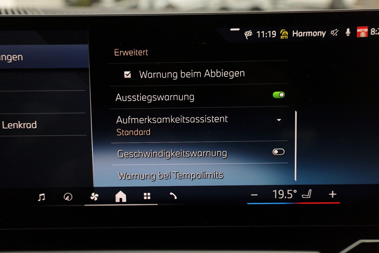 Fahrzeugabbildung BMW 530e Touring Leder,Navi,LED,H/K,Travel Paket,AHK