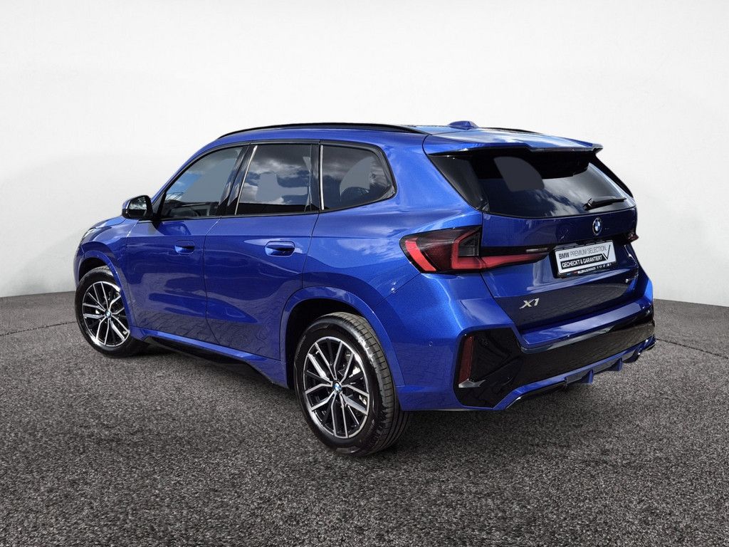 BMW X1 sDrive 18i M-Sport AHK PANO KAM LED NAVI SHZG foto 6