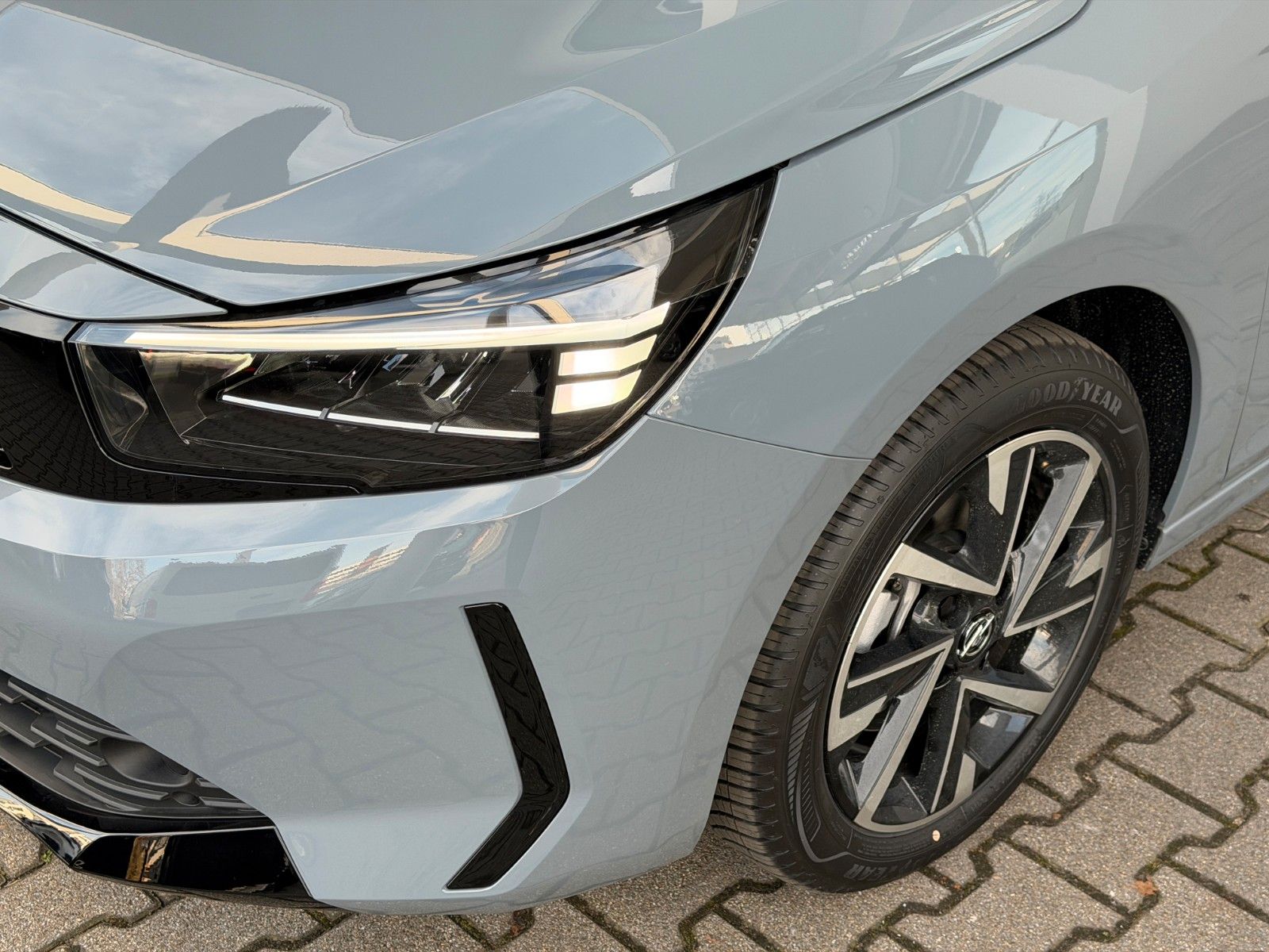 Fahrzeugabbildung Opel Corsa F Edition 110PS Hybrid Automatik/LED!
