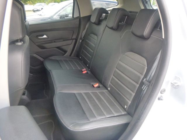Fahrzeugabbildung Dacia Duster II 1,5 Blue dCi >NAV/AHK/KAM/SHZ/Leder<