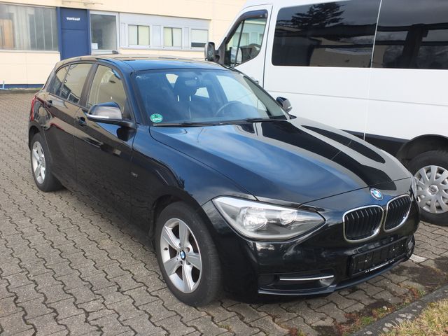 BMW 116i SPORT LINE 1.HAND KLIMAAUTOMATIK PDC SHZ