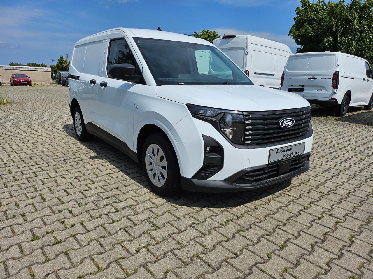 Fahrzeugabbildung Ford Transit Courier Trend