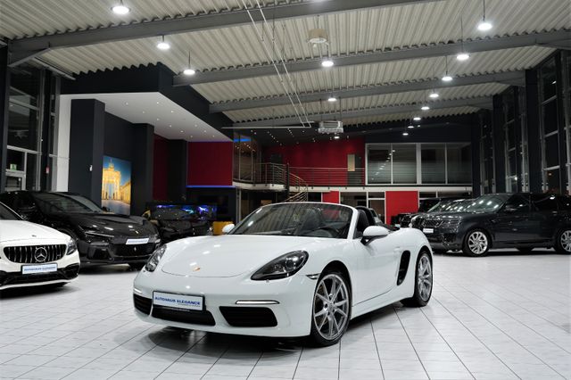 Porsche 718 Boxster*BI-XENON*BOSE*NAVI*20"LM*DAB+*1.HAND