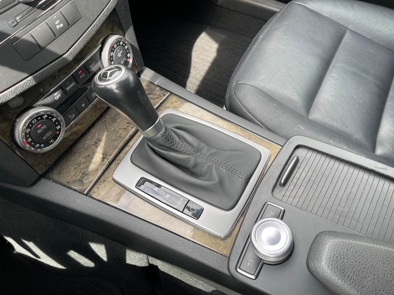 Mercedes-Benz C280 2008 — photo 14