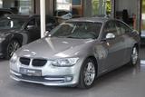 BMW 318 i NAVI PDC SHZ TEMP - BMW 3er Reihe aus 2013: Coupe