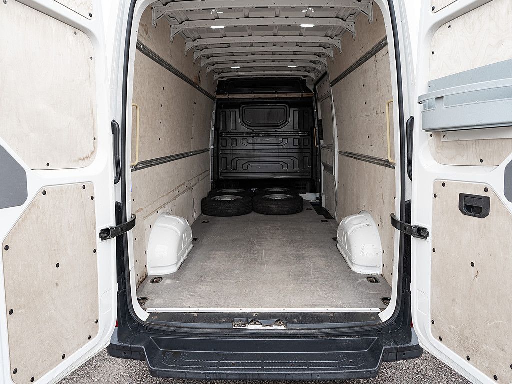 Fahrzeugabbildung Volkswagen Crafter 35 2.0 TDI Lang Hoch NAVI APP-CON. KLIMA