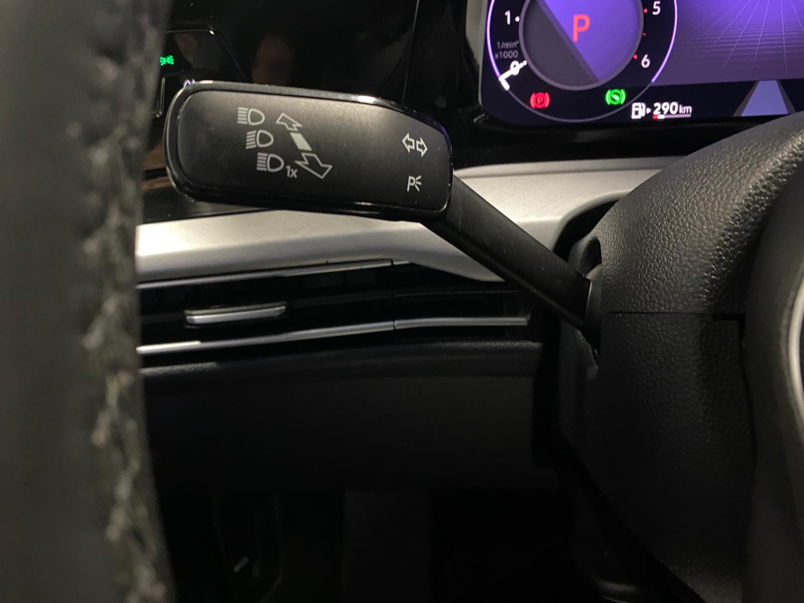 Volkswagen Golf VARIANT 2.0 TDI DSG LIFE+AHK+ACC+NAVI+LED++, миниатюра 13