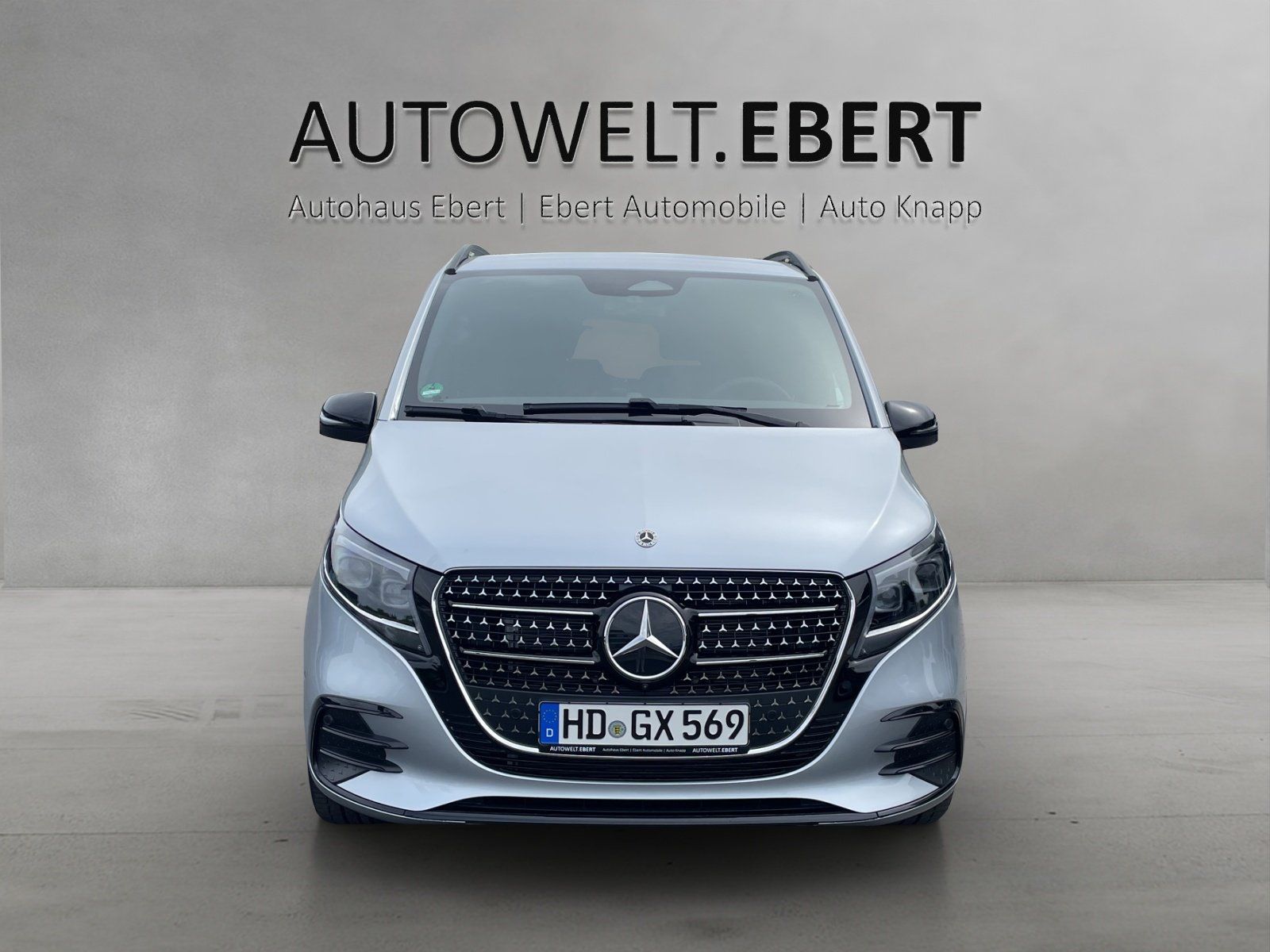 Fahrzeugabbildung Mercedes-Benz V 300 d 4MATIC AVANTGARDE MBUX Burmester Pano