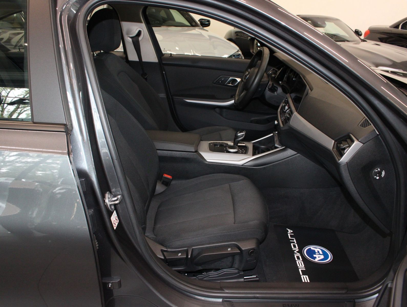Fahrzeugabbildung BMW 320 i Advantage 1.Hand*GSD*Kamera*CarPlay