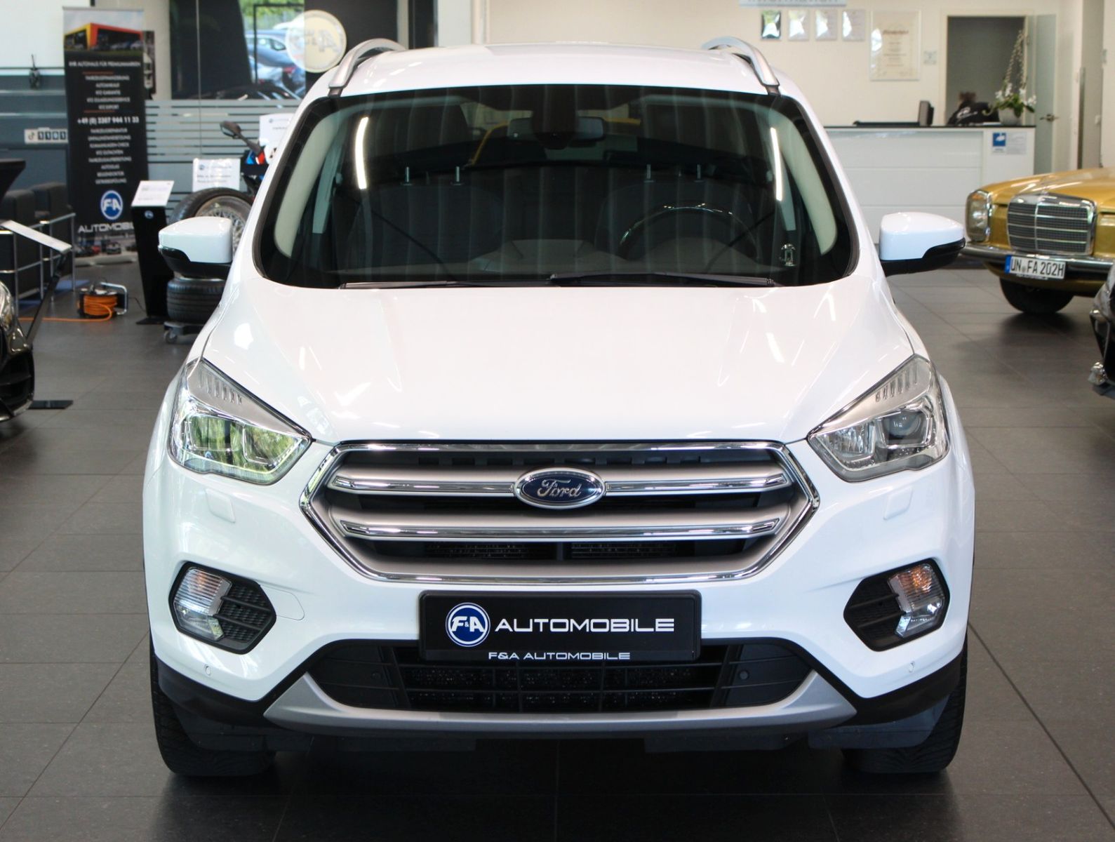Fahrzeugabbildung Ford Kuga 1,5 EcoBoost 4x2 Titanium*Kamera*Navi