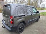 Citroën Berlingo BlueHDi 130 S&S SHINE M EAT8 SHINE - Citroën Berlingo von privat
